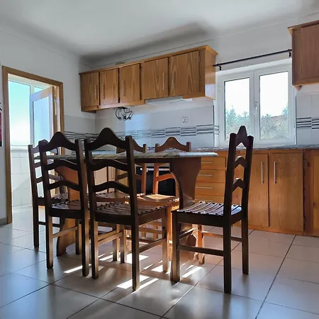 Fonte Da Rosa Apt1