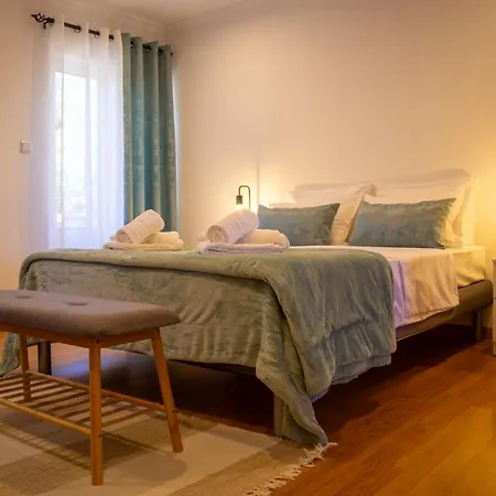 Fonte Da Rosa Apt1 アパート *