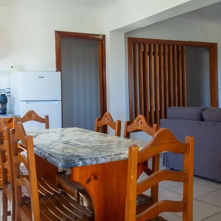 Fonte Da Rosa Apt1 ベルモンテ