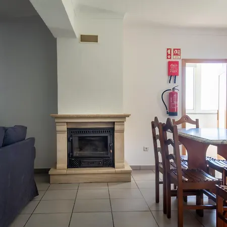Fonte Da Rosa Apt1