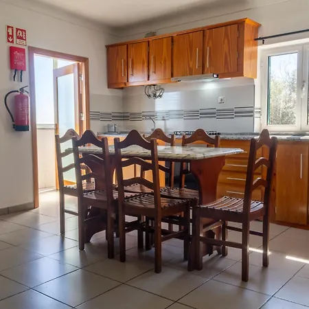 Fonte Da Rosa Apt1 דירה